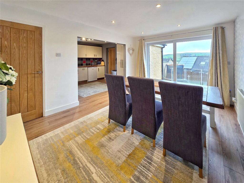 Dining Room/ Kitchen