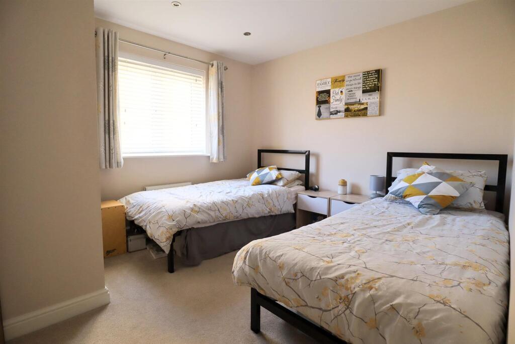 Bedroom 2.jpg