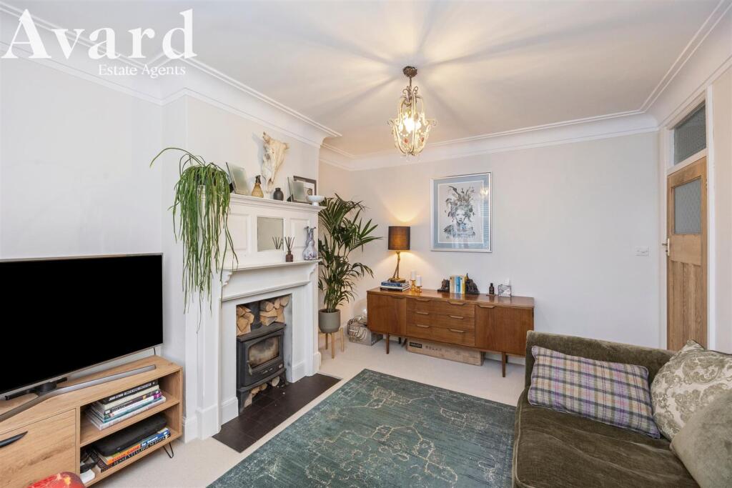 Stanmer Villas, 82-002.JPG