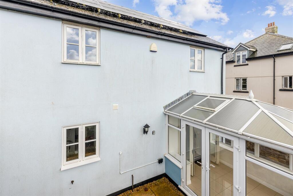 A04 - 4, Chillington, Helmers Way - 250908.jpg