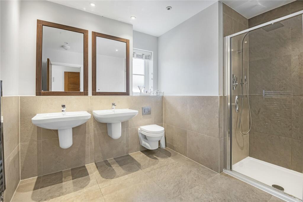 Bedroom One En Suite