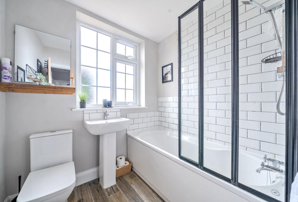 1372724-12-68fb6c...