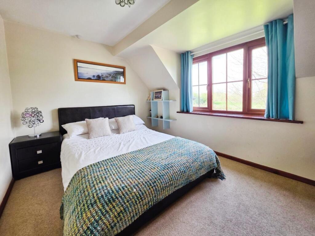 Bedroom (2).jpg