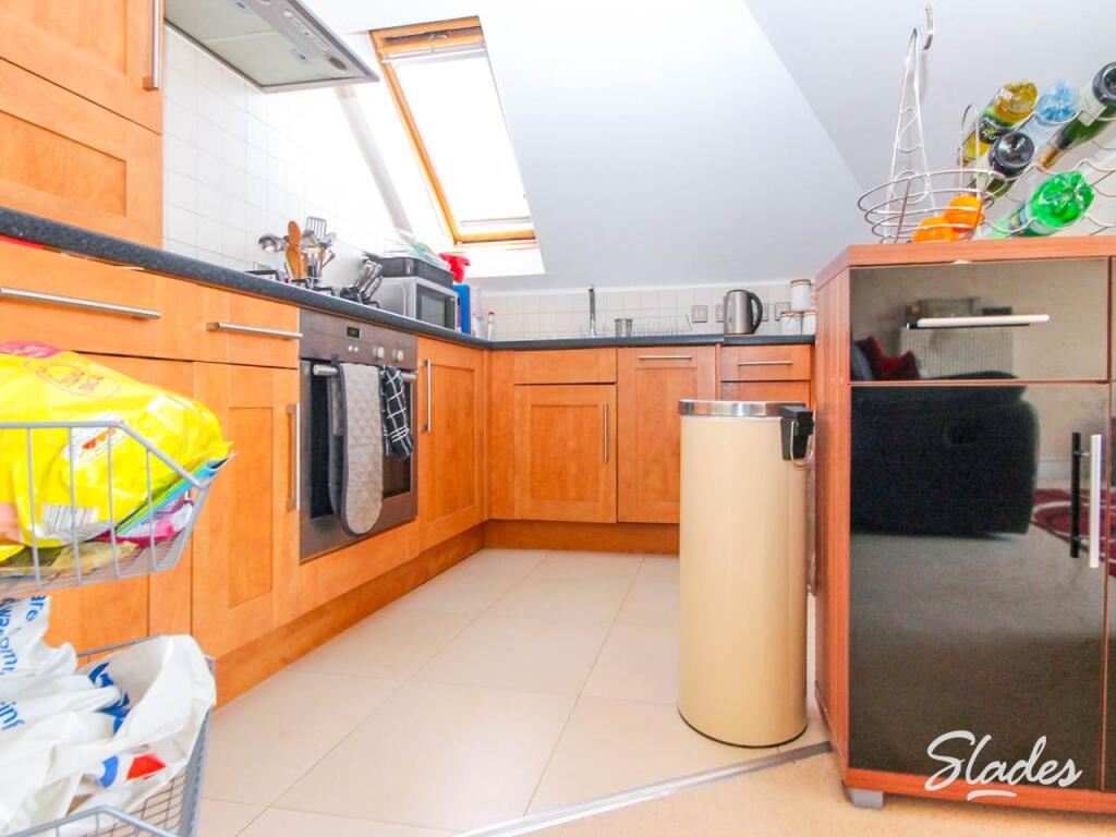 9 pebbles kitchen