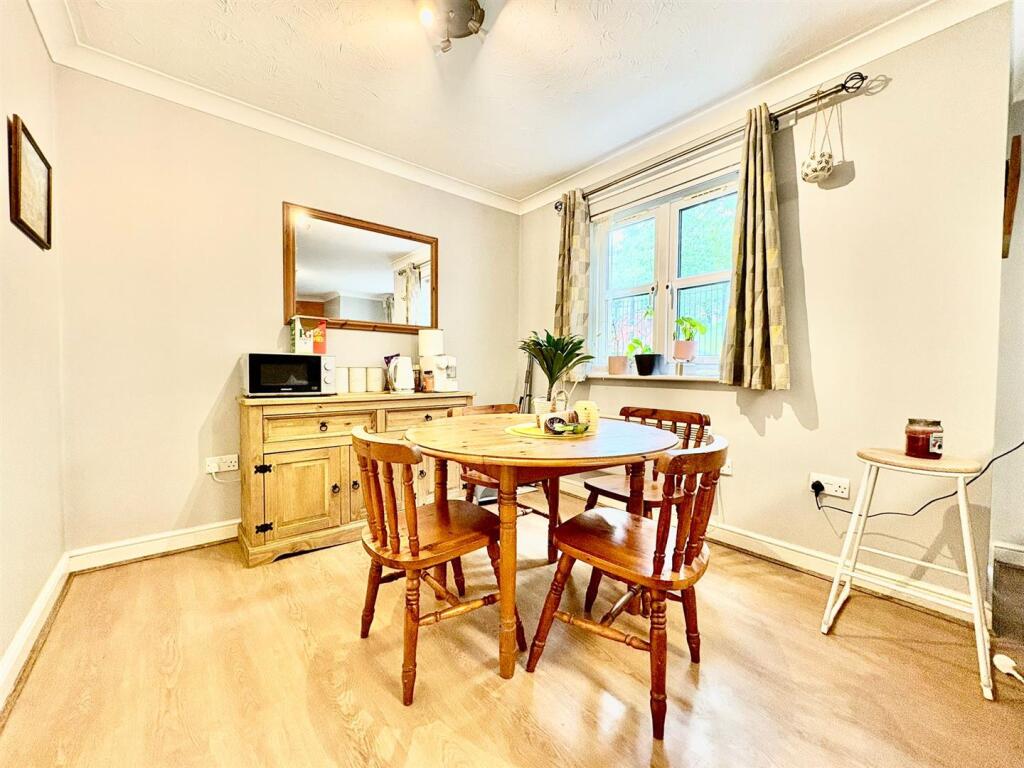 PHOTO-2025-06-10-11-21-34 3.jpg