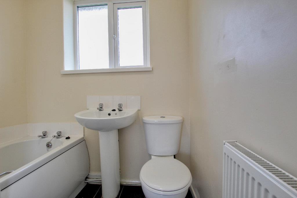 BATHROOM/W.C.
