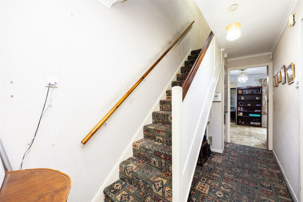 24 Talbot Road_10 copy.jpg