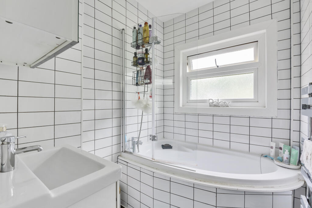 Flat 3, 5 Dale Road, Purley, CR8 2ED