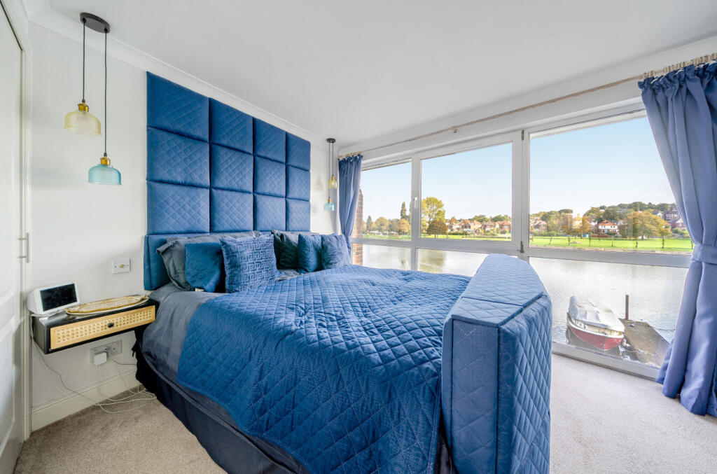 1363001-25-68e4f2...