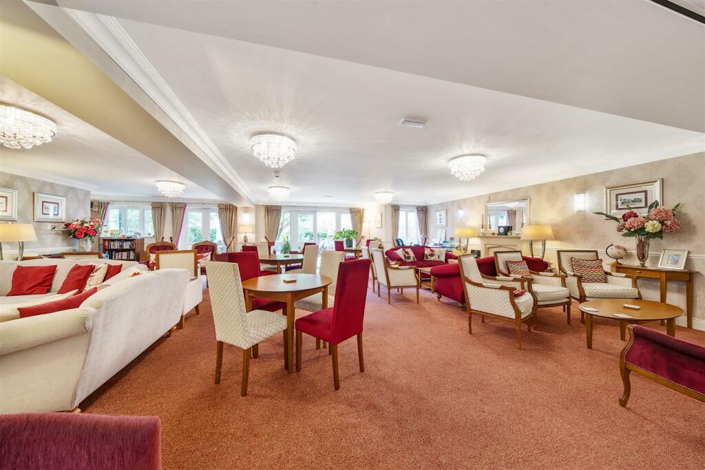 Owners Lounge (2).jpg