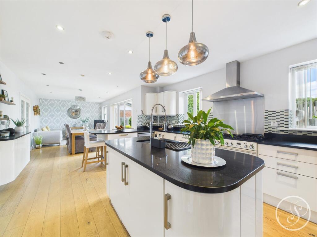Kitchen/Diner/Family Room