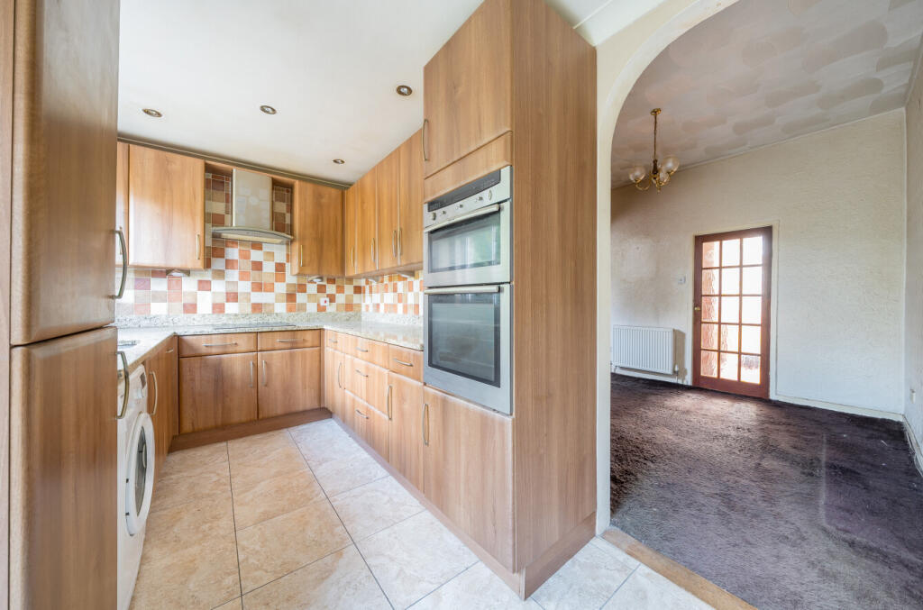 1345682-15-68b091...