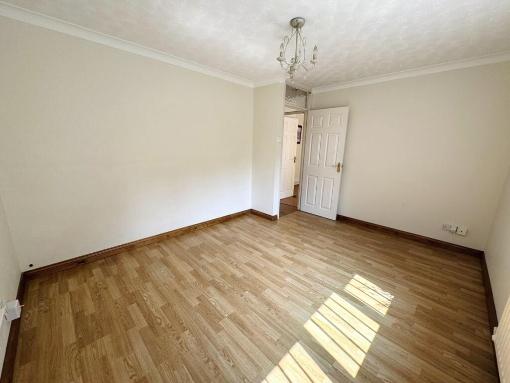 e3a8c724-e5f8-4554-87e9-1df60a47317d