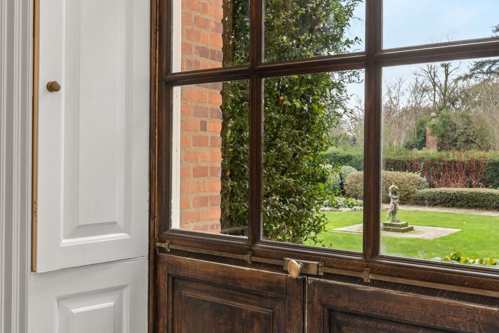 7 The Mansion 15.jpg