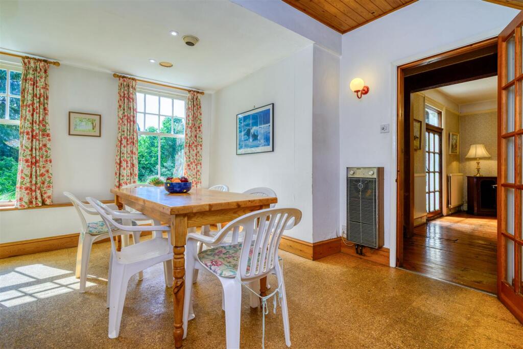 22 Sedgewell Road - Internal (9 of 49).jpg