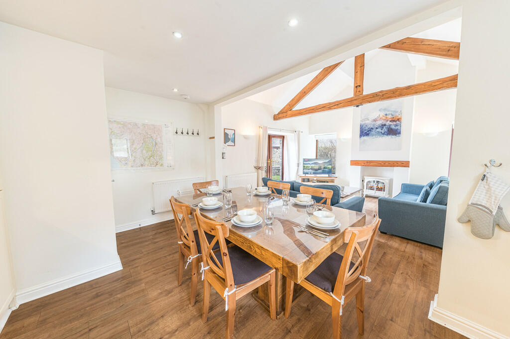 Open Plan Living/...