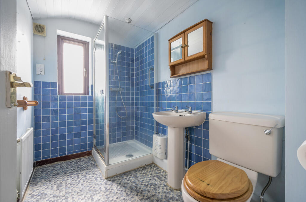 1301761-7-6846d1e...