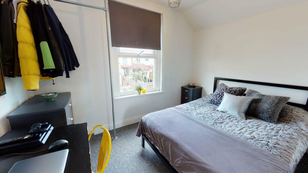 bedroom.jpeg
