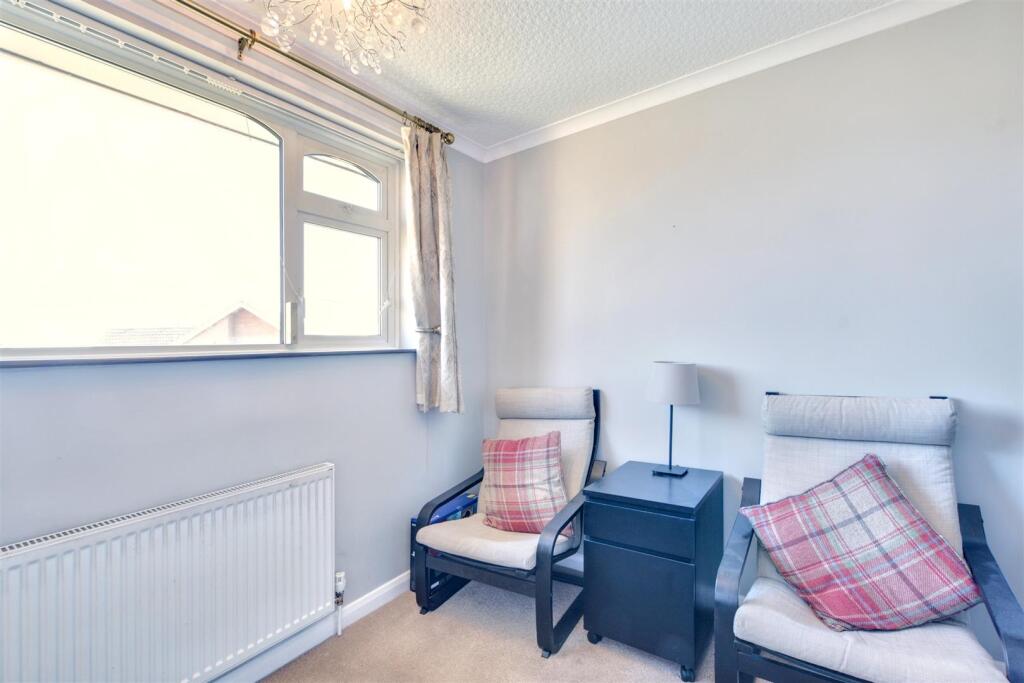 Bedroom 3/Snug