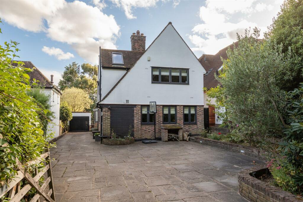Forest View, E4