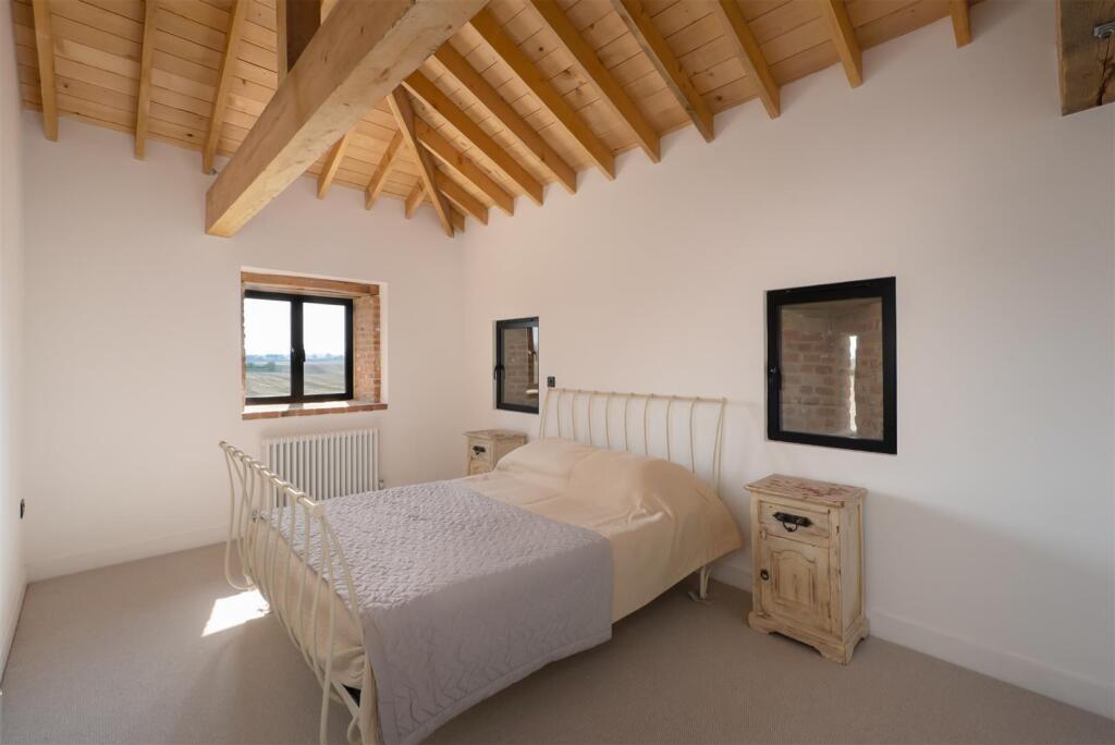 Lower Road, Teynham, Sittingbourne