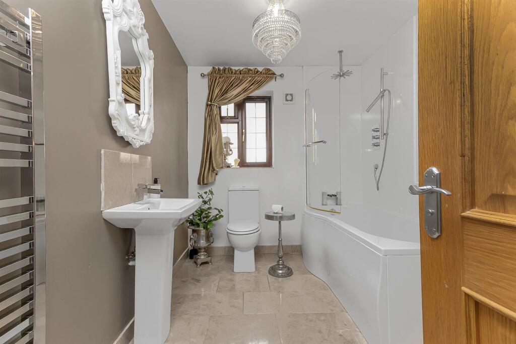56 Rugby Road, Binley Woods (15).jpg