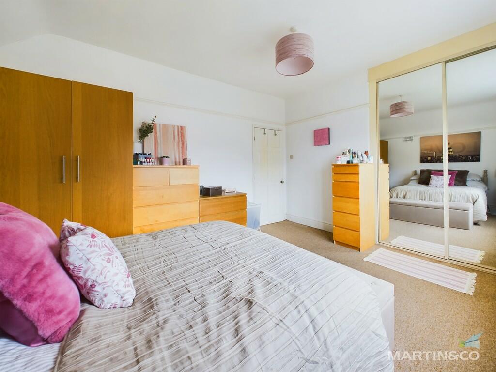 CAM03111G0-PR0244...