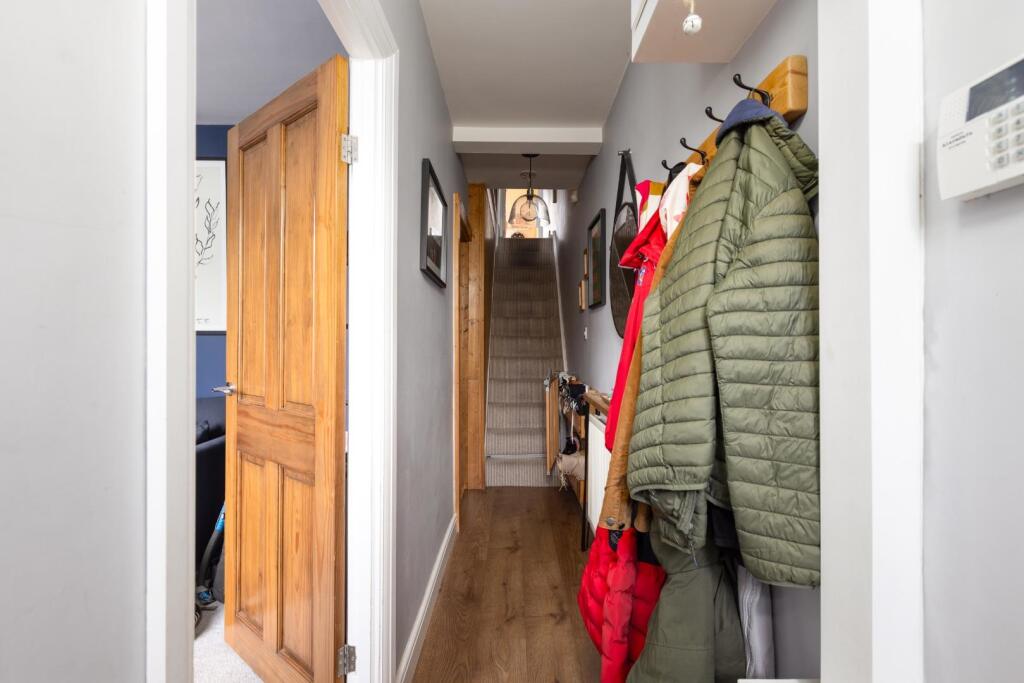 199 Luckwell Road, BS3-21.jpg