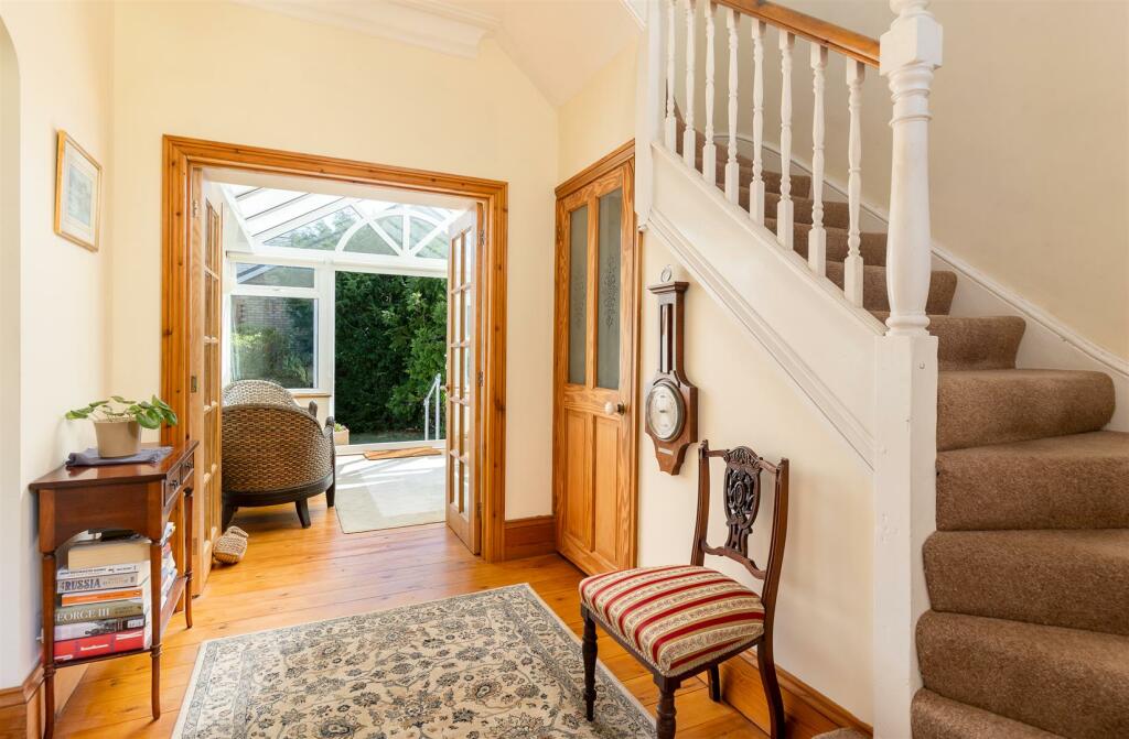 Entrance Hall through to Sun Room