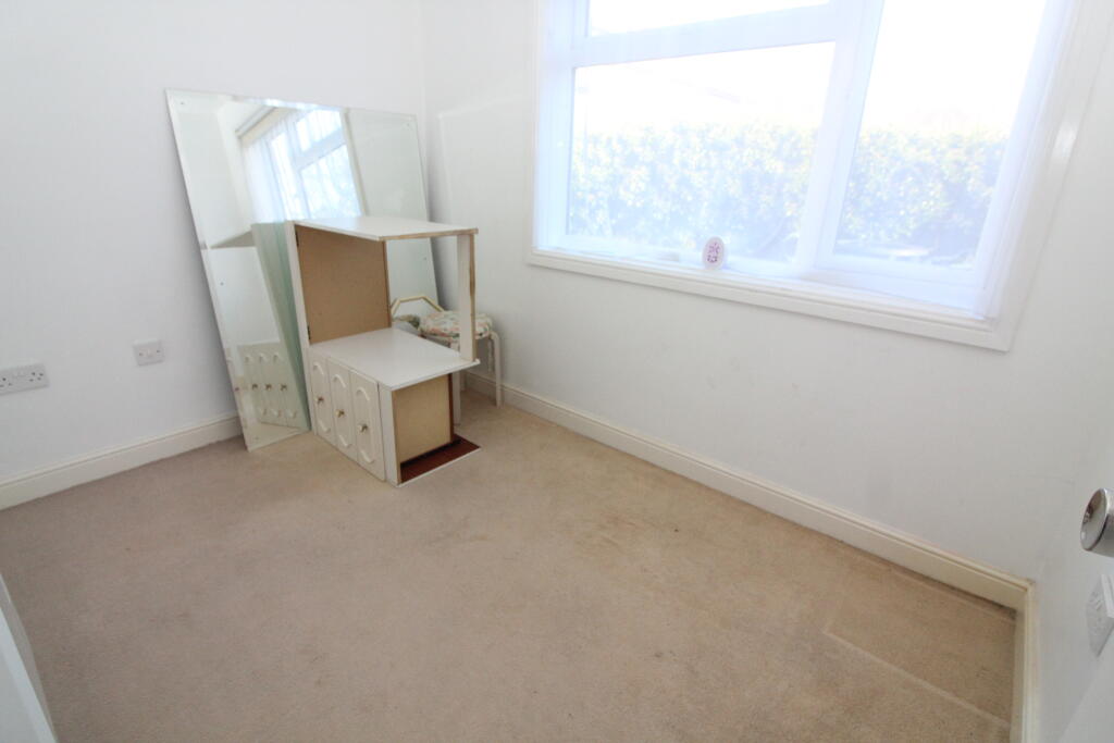 Bedroom 1 T202601051318.jpg