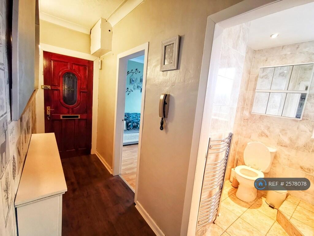 Hallway - Viewpoint 1