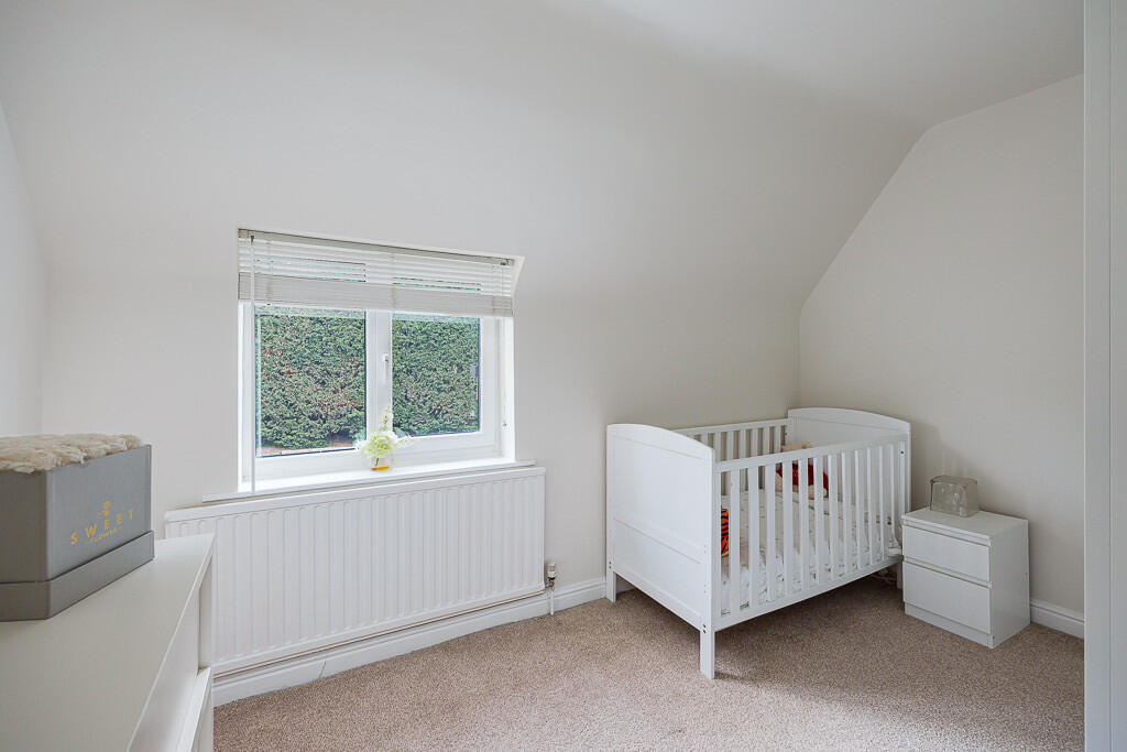 29_bramley_road_3...