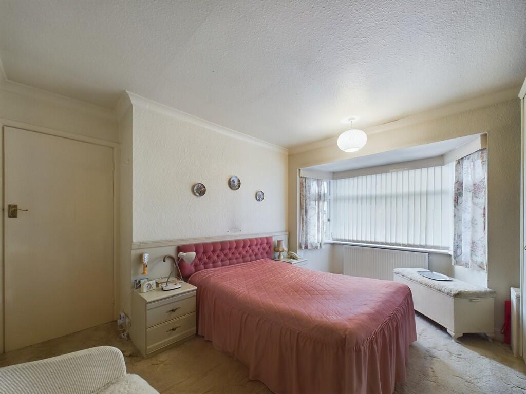 CAM02060G0-PR0272...