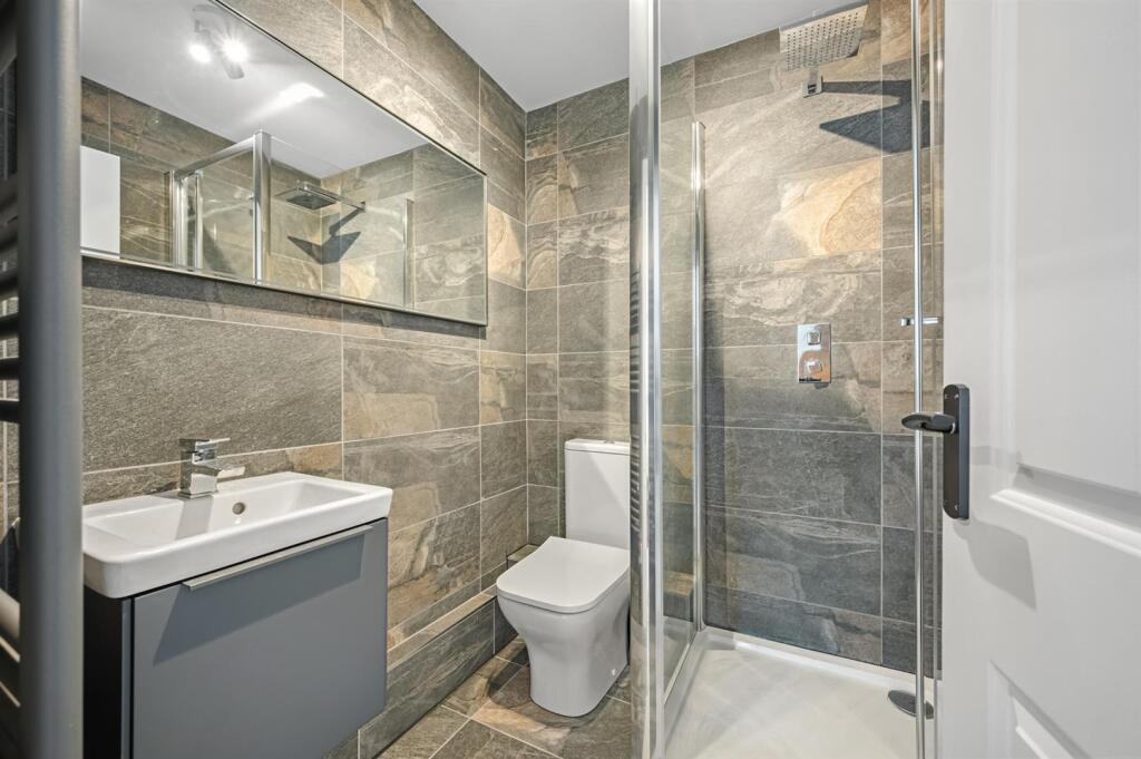 Saxton Mee 7 Holme Court 0005.jpg