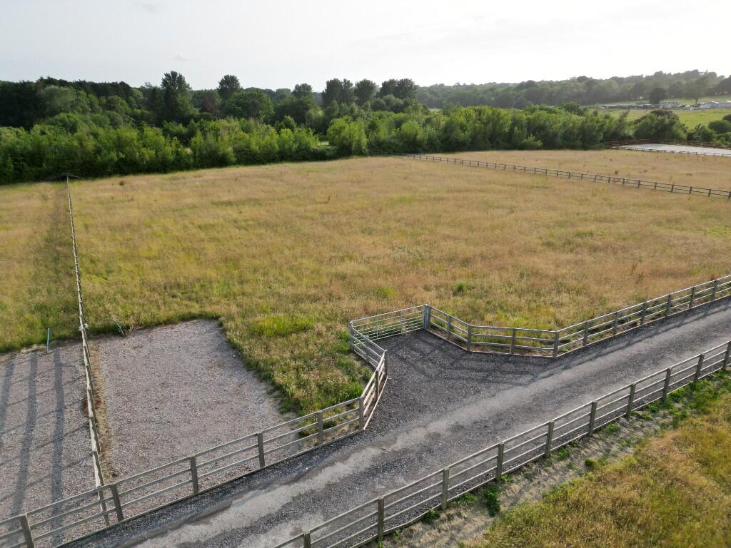Lot 2