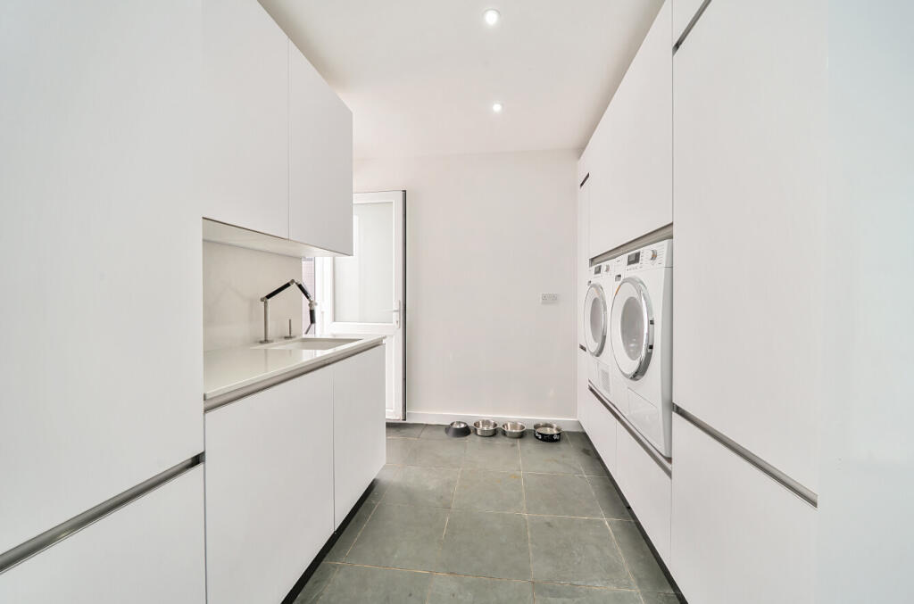 1326956-11-687638...