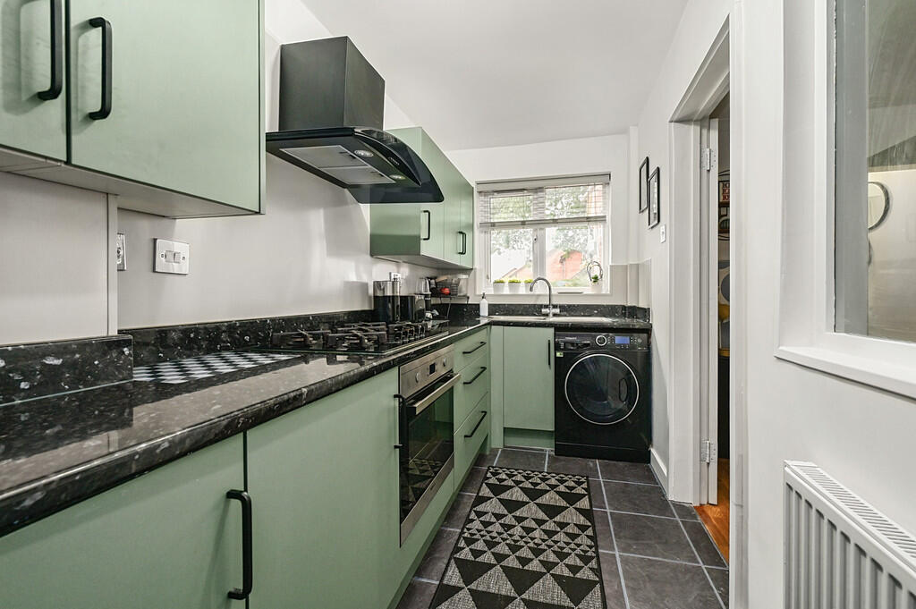 15 Shaftesbury Mo...