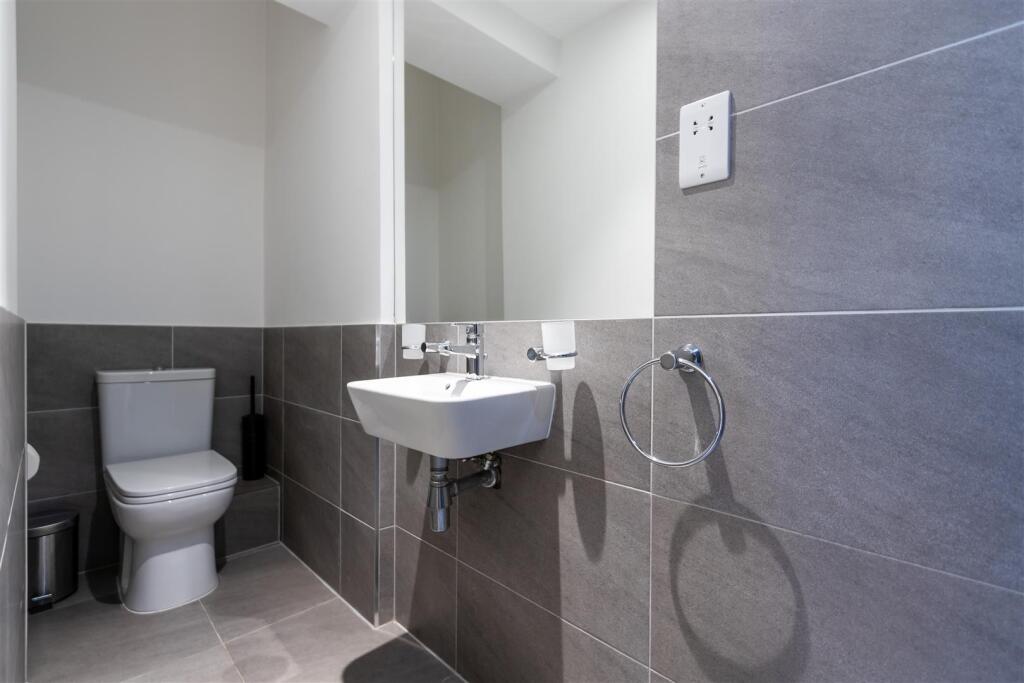 Washroom.jpg