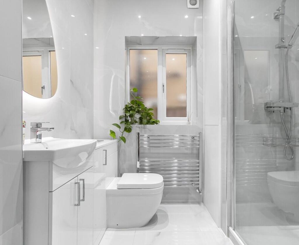 Ground floor bathroom