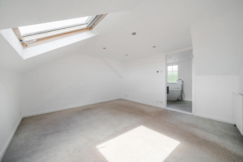 1320298-5-686bb87...