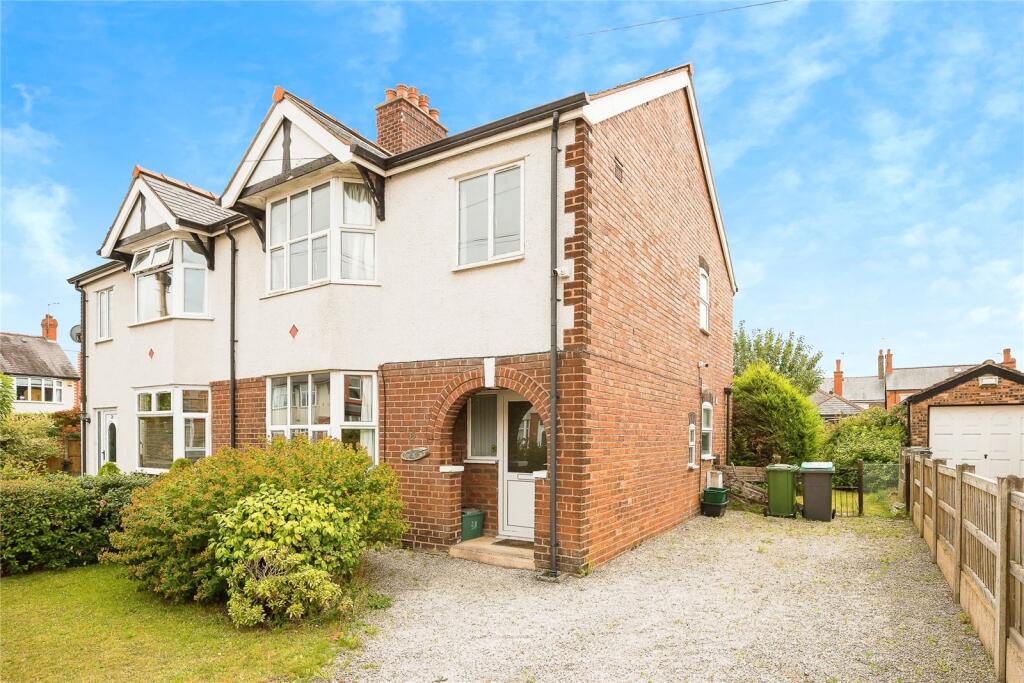 Saxon Street, Wrexham, LL13