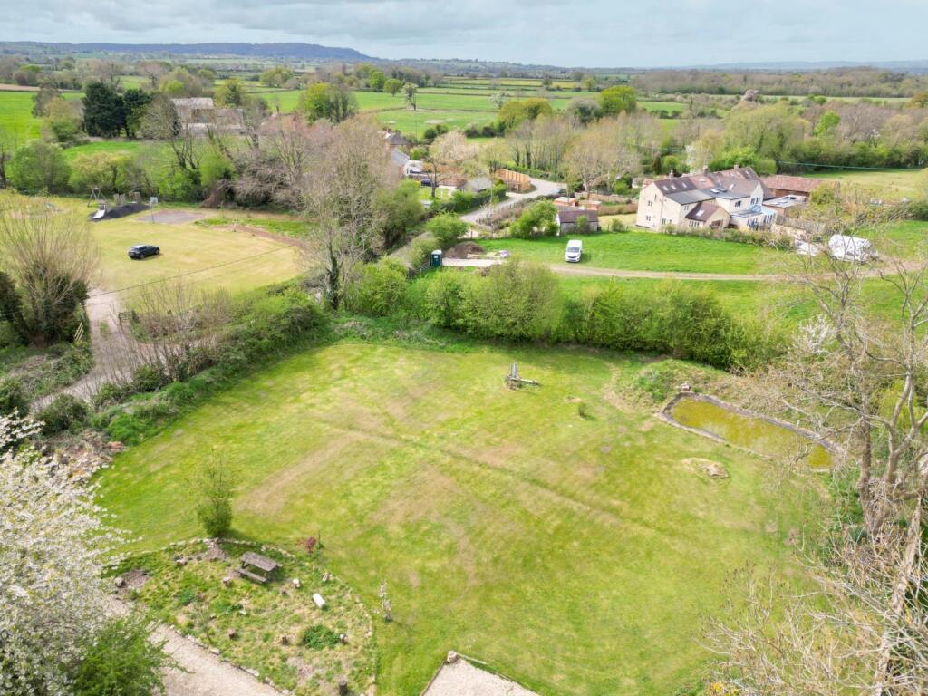 DRONE PADDOCK VIEW.jpg