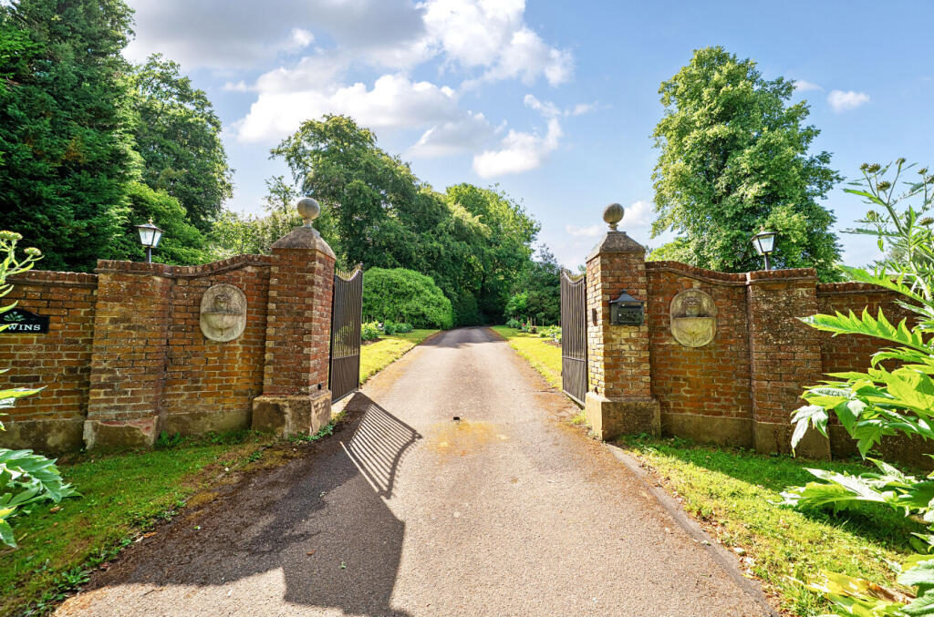 1318207-13-686ce2...