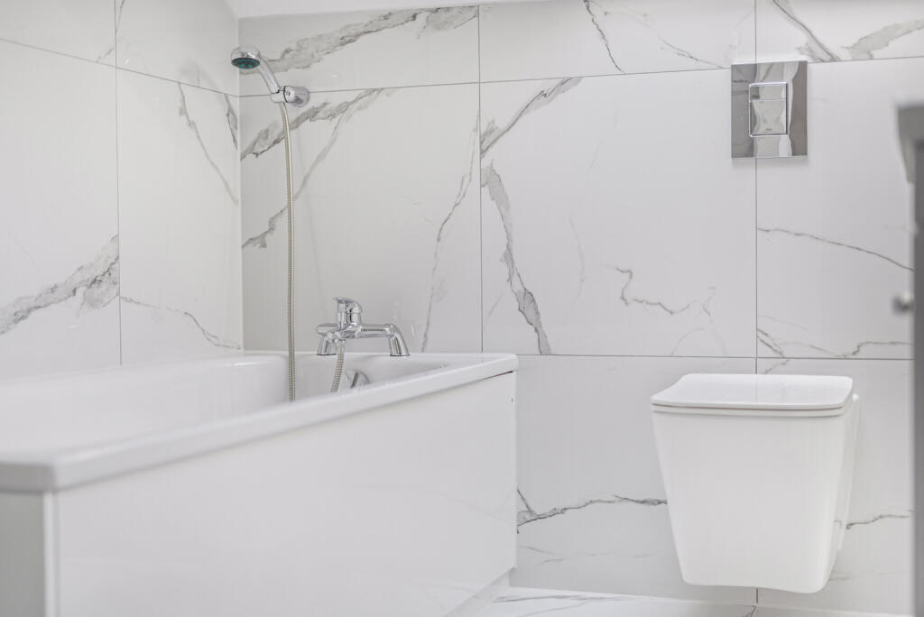 1348533-12-68baeb...