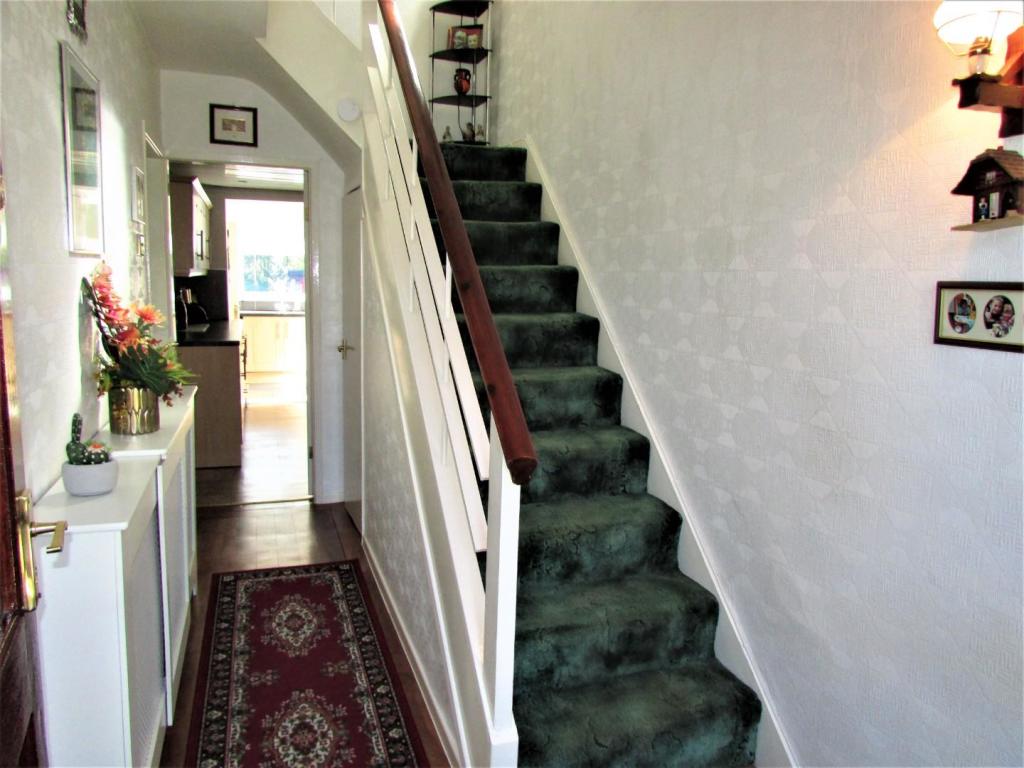 PeeblesDv7hall.JPG