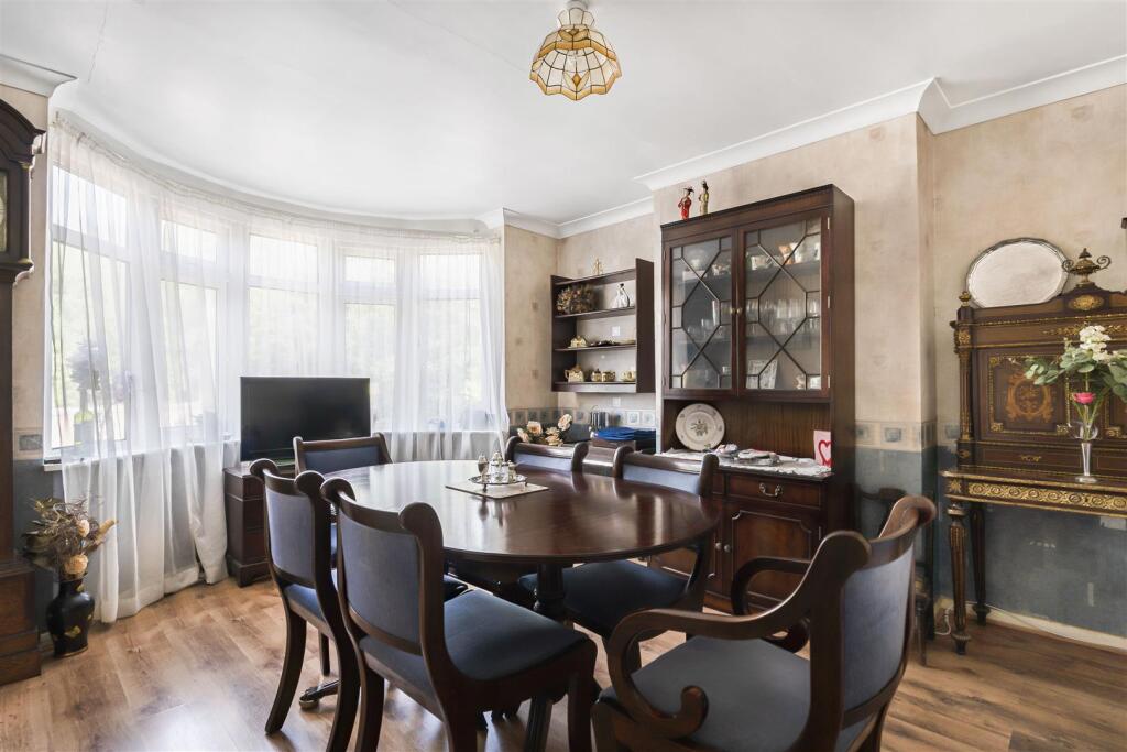 61 London Road, Towcester (13).JPG