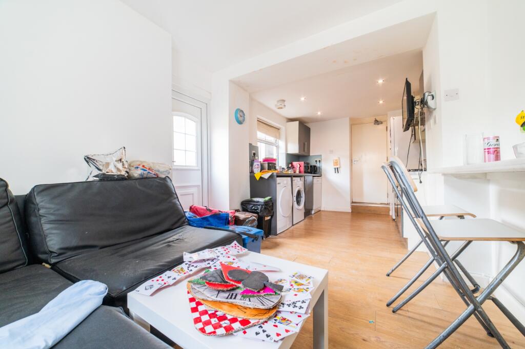 Call 02920 454555 to secure your viewing_5