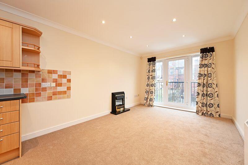 Open Plan Living/Dining Kitchen
