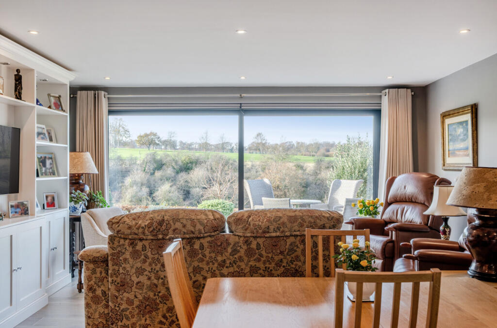 1385020-20-692711...