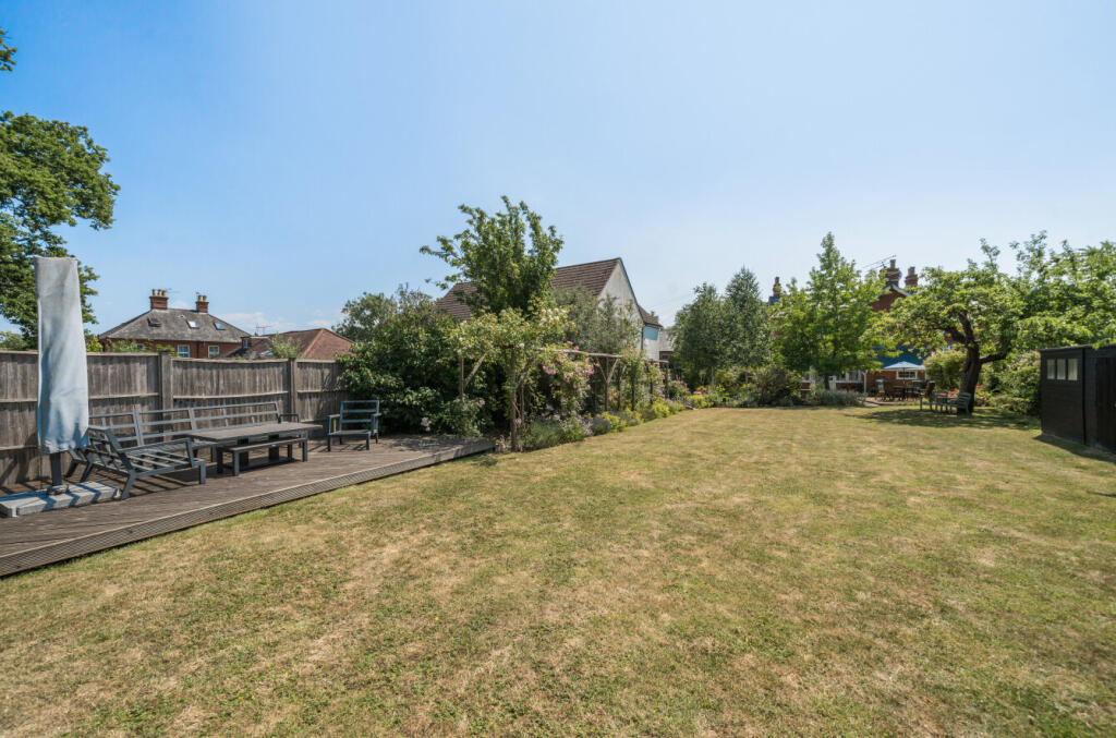 1305248-39-685413...